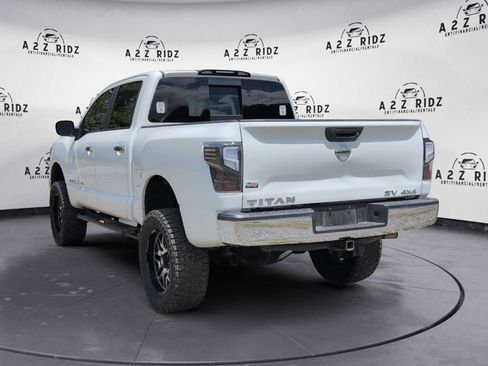 Used 2018 Nissan Titan SV AWD/4WD image 4