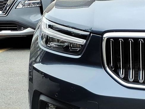 Used 2019 Volvo XC40 T5 Inscription AWD/4WD image 3