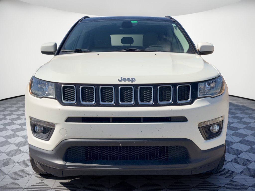 Used 2018 Jeep Compass Latitude w/ Popular Equipment Group AWD/4WD image 6