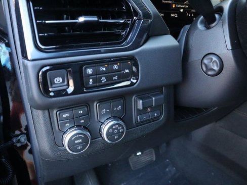 New 2026 GMC Yukon XL AT4 w/ AT4 Premium Plus Package image 31