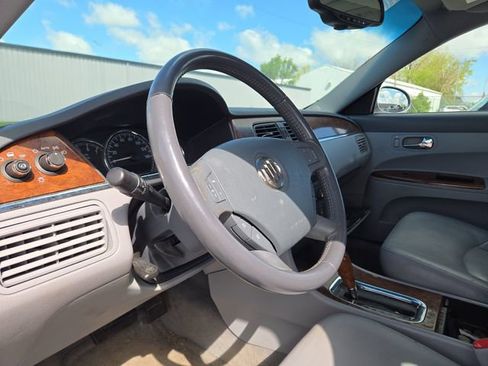 Used 2006 Buick LaCrosse CXL w/ Driver Confidence Package FWD image 21