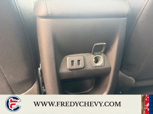 Used 2017 Chevrolet Colorado LT w/ LT Convenience Package AWD/4WD image 26