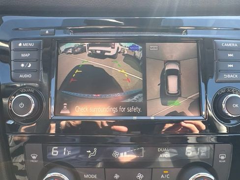 Used 2020 Nissan Rogue SL AWD/4WD image 18
