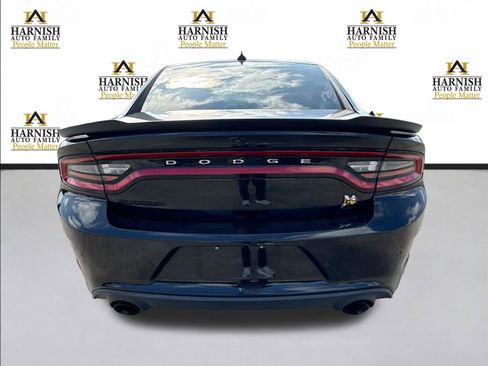 Used 2020 Dodge Charger Scat Pack RWD image 4