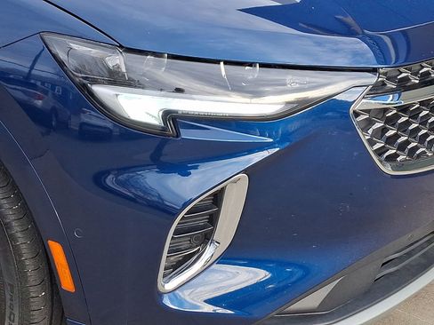 Used 2023 Buick Envision Avenir image 9