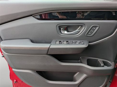 New 2025 Honda Pilot TrailSport image 22