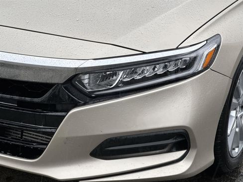 Used 2020 Honda Accord LX image 9