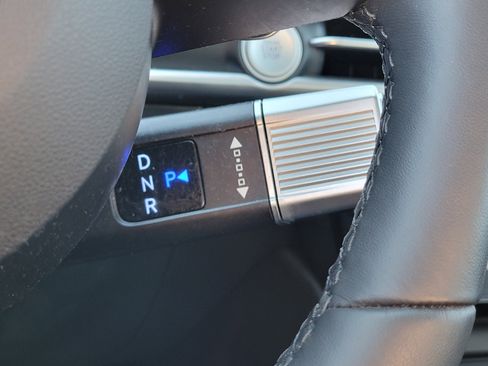 Used 2025 Hyundai Tucson Limited image 29