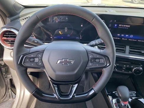 New 2025 Chevrolet Trax RS w/ Driver Confidence Package FWD image 24