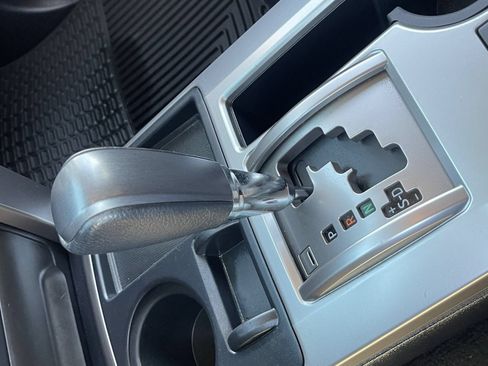 Used 2016 Toyota 4Runner SR5 RWD image 27