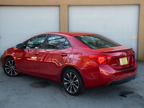 Used 2019 Toyota Corolla SE image 9
