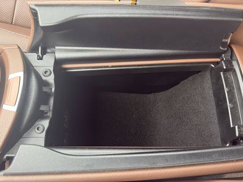 Used 2017 Mercedes-Benz E 400 4MATIC Wagon image 29