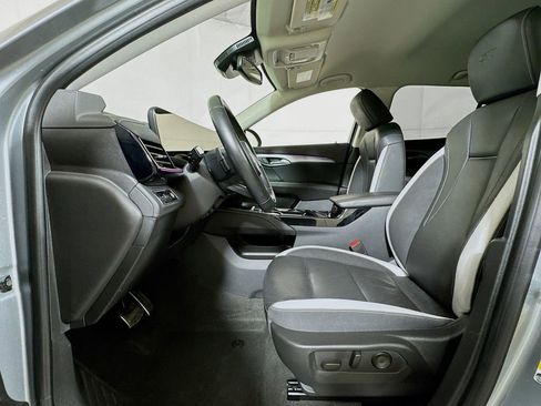 Used 2025 Buick Envision Sport Touring AWD/4WD image 20