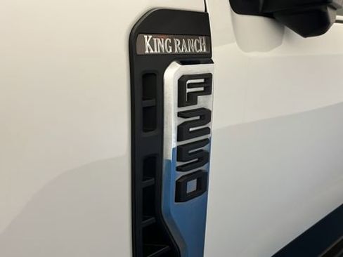 Used 2024 Ford F250 King Ranch w/ FX4 Off-Road Package AWD/4WD image 43