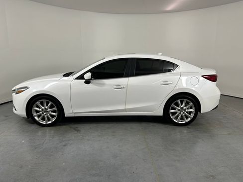 Used 2017 MAZDA MAZDA3 Touring w/ Popular Equipment Package FWD image 2