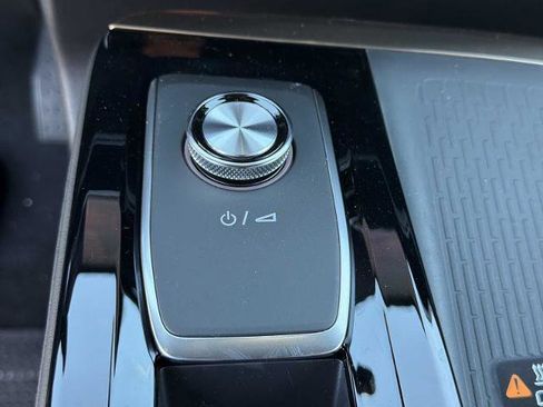 New 2026 Buick Enclave Avenir w/ Super Cruise Package image 9