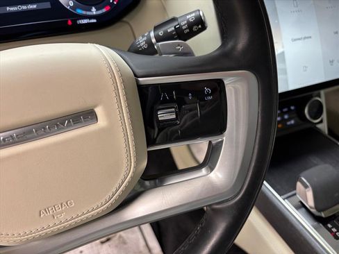Used 2023 Land Rover Range Rover SE image 20