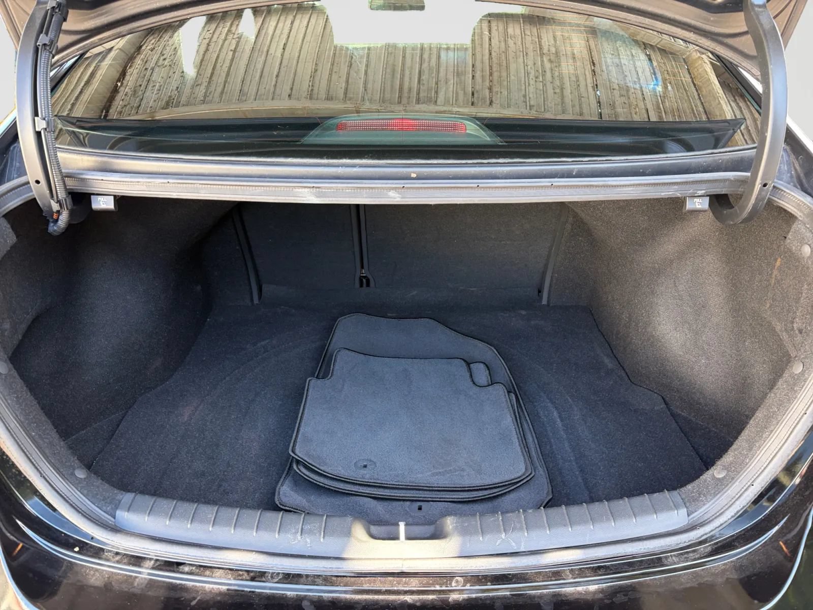 Used 2017 Hyundai Elantra SE FWD image 16