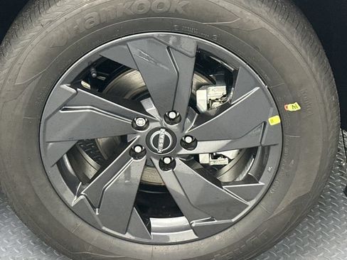 New 2026 Nissan Rogue SV AWD/4WD image 16