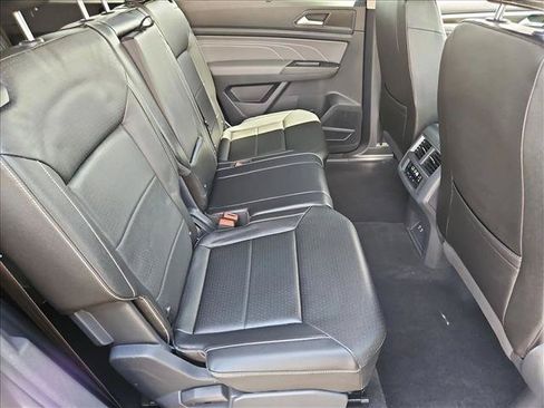 Used 2023 Volkswagen Atlas SE AWD/4WD image 24