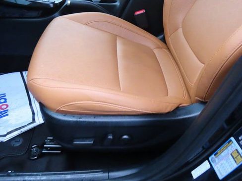 Used 2024 Kia Seltos EX image 34