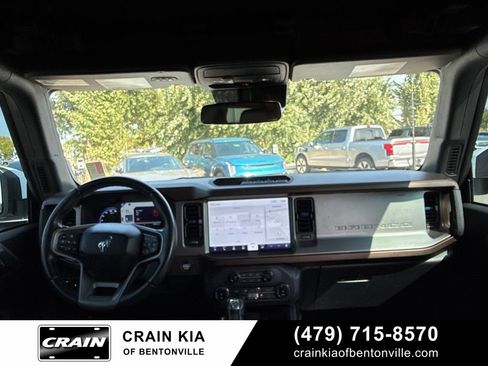 Used 2022 Ford Bronco Outer Banks AWD/4WD image 14