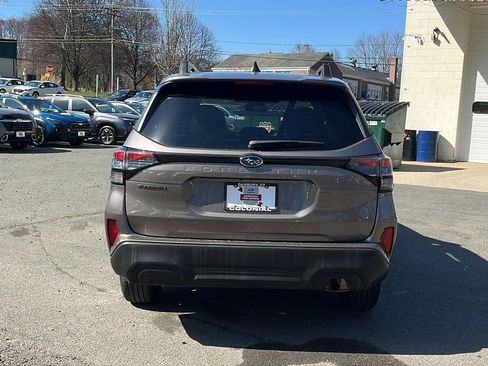 Certified 2025 Subaru Forester Premium image 6