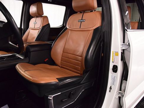 Used 2024 Ford F350 Platinum w/ Tremor Off-Road Package image 35