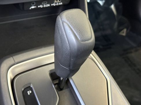 Used 2024 Subaru Crosstrek 2.0i Premium image 16