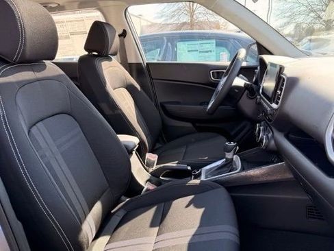 New 2026 Hyundai Venue SEL FWD image 29