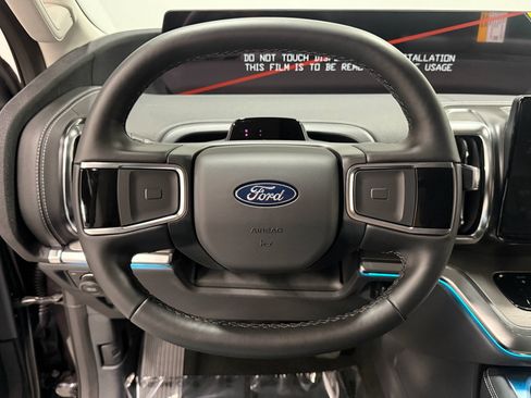 New 2026 Ford Expedition Platinum w/ Driver's Package image 14