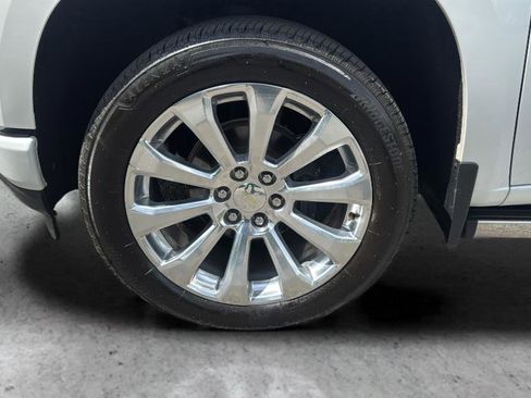 Used 2020 Chevrolet Silverado 1500 High Country w/ Technology Package image 23