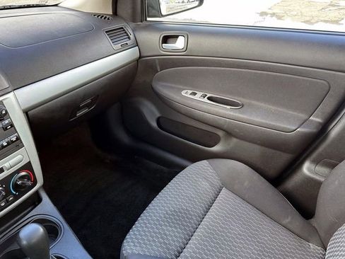 Used 2009 Chevrolet Cobalt LT image 28