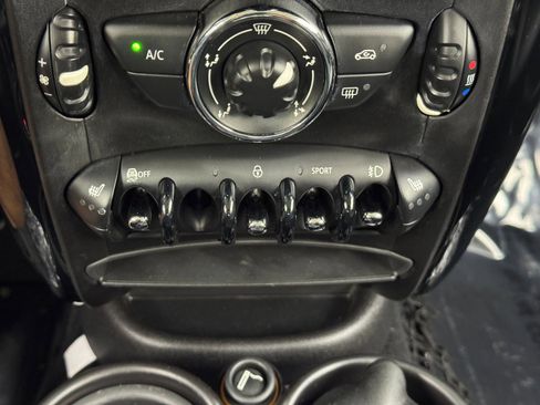 Used 2014 MINI Cooper Paceman S image 26
