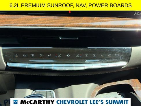 Used 2022 Cadillac Escalade ESV Premium Luxury Platinum AWD/4WD image 9