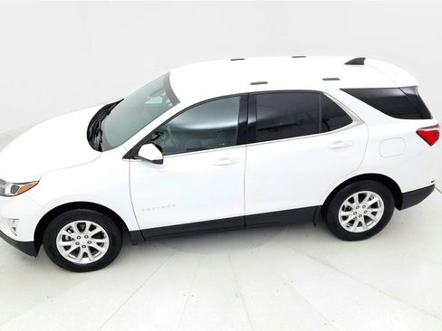 Used 2018 Chevrolet Equinox LT image 14