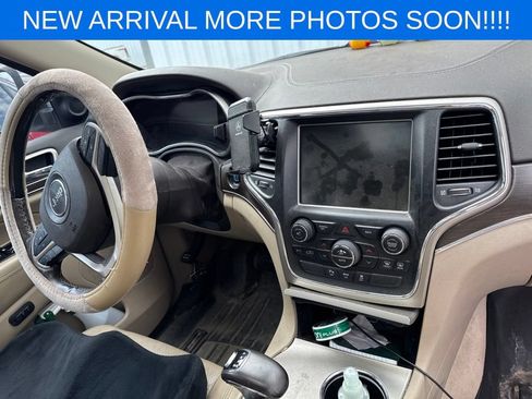 Used 2014 Jeep Grand Cherokee Overland AWD/4WD image 13