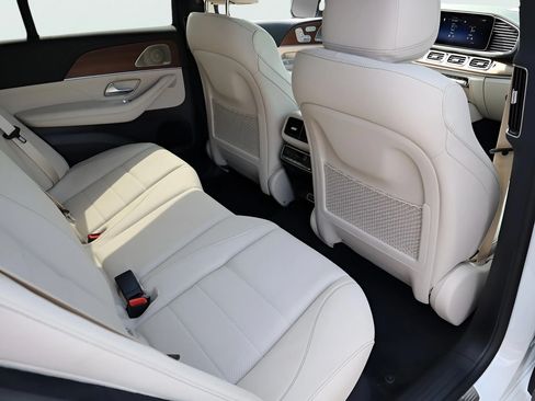 Certified 2026 Mercedes-Benz GLE 450 4MATIC image 13