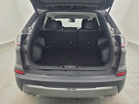 Used 2019 Jeep Cherokee Limited w/ Technology Group image 29