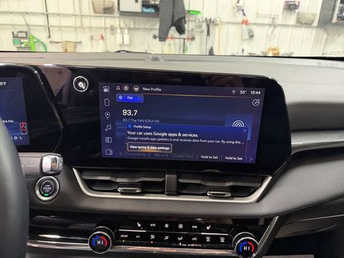 Certified 2025 Chevrolet Equinox LT w/ Convenience Package II image 17