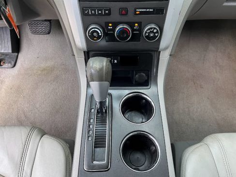 Used 2011 Chevrolet Traverse LT w/ LPO, 'HIT The Road' Package FWD image 17