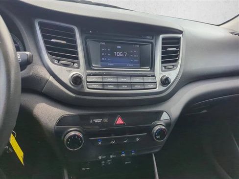 Used 2017 Hyundai Tucson SE FWD image 14