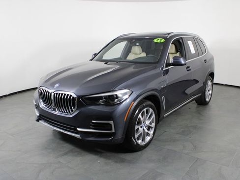 Used 2022 BMW X5 xDrive45e w/ Premium Package image 1