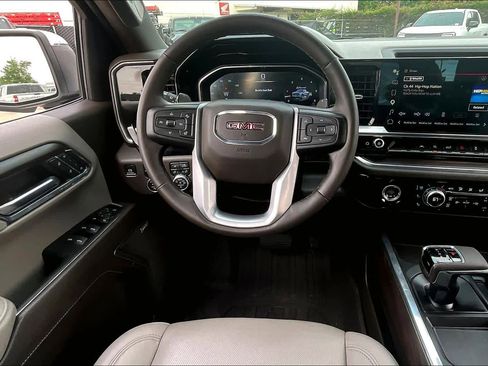Used 2023 GMC Sierra 1500 SLT w/ SLT Premium Package AWD/4WD image 6