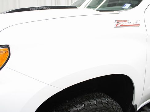 Used 2024 Chevrolet Silverado 1500 LT Trail Boss image 47