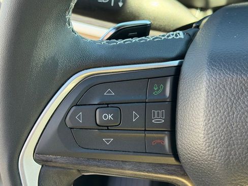 Certified 2024 Jeep Grand Cherokee Limited w/ Luxury Tech Group II image 24