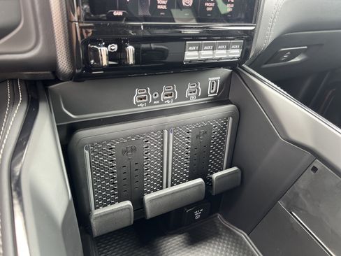 New 2026 RAM 2500 Limited AWD/4WD image 33