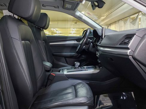 Used 2018 Audi Q5 2.0T Premium Plus w/ Premium Plus Package image 53