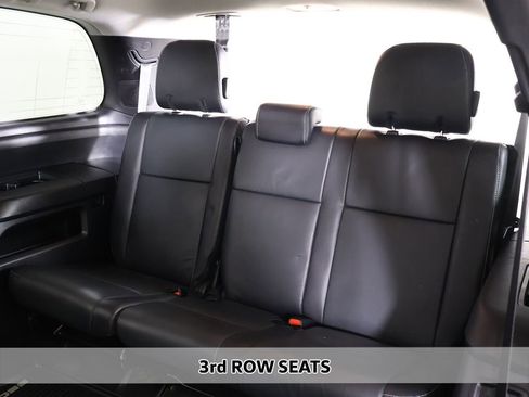 Used 2018 Toyota Sequoia TRD Sport AWD/4WD image 9
