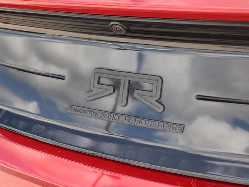 Used 2020 Ford Mustang GT Premium w/ GT Performance Package RWD image 13